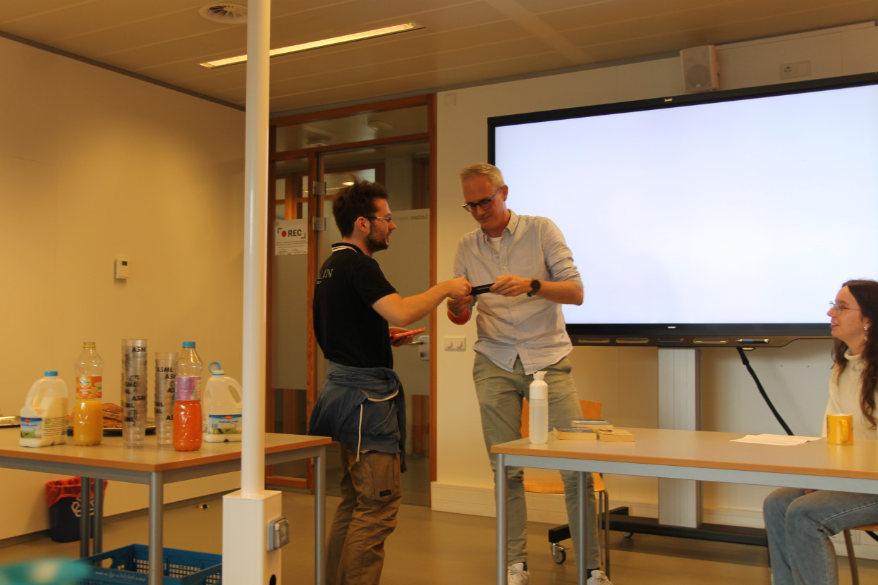 Researcher Researched: Pim van 't Hof