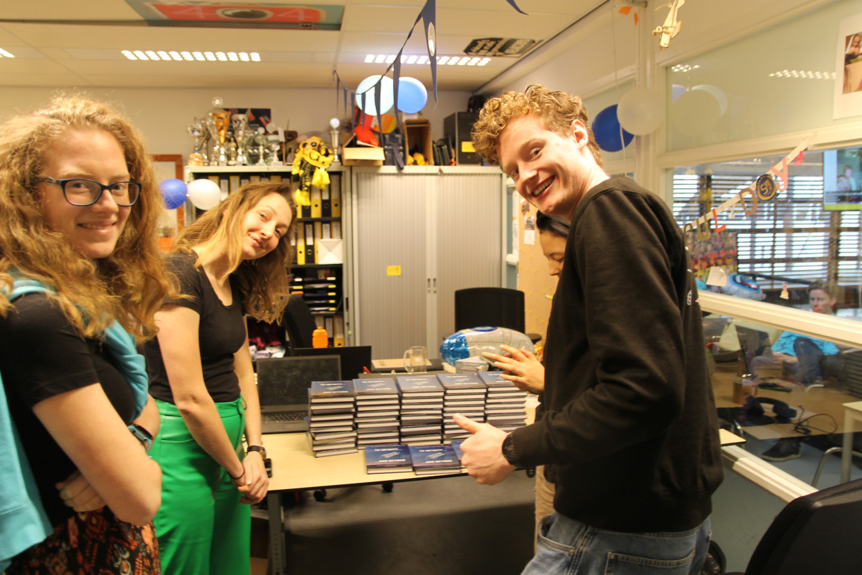 Cake Lunch + Lustrum Book reveal
