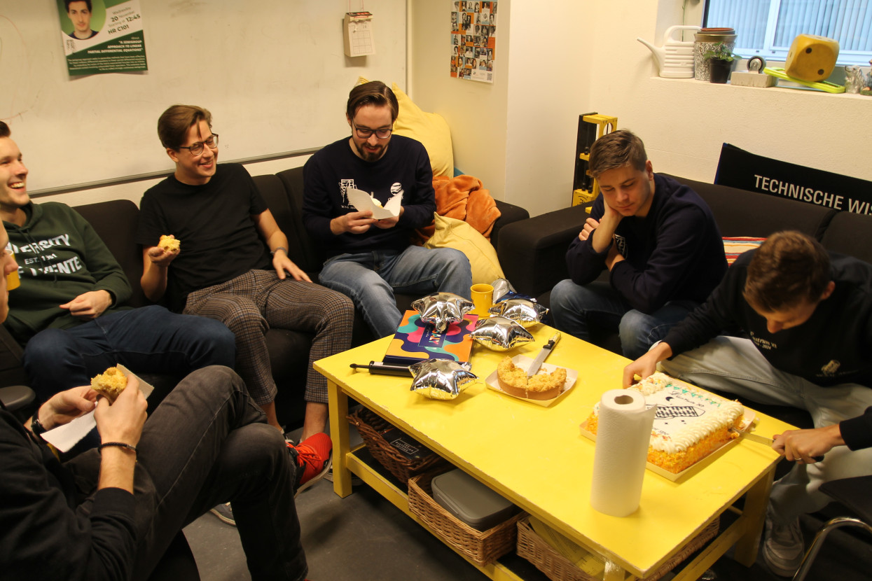 Cake Lunch + Lustrum Book reveal