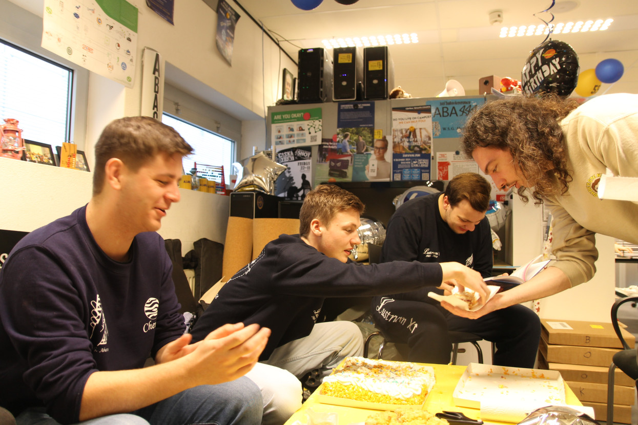 Cake Lunch + Lustrum Book reveal