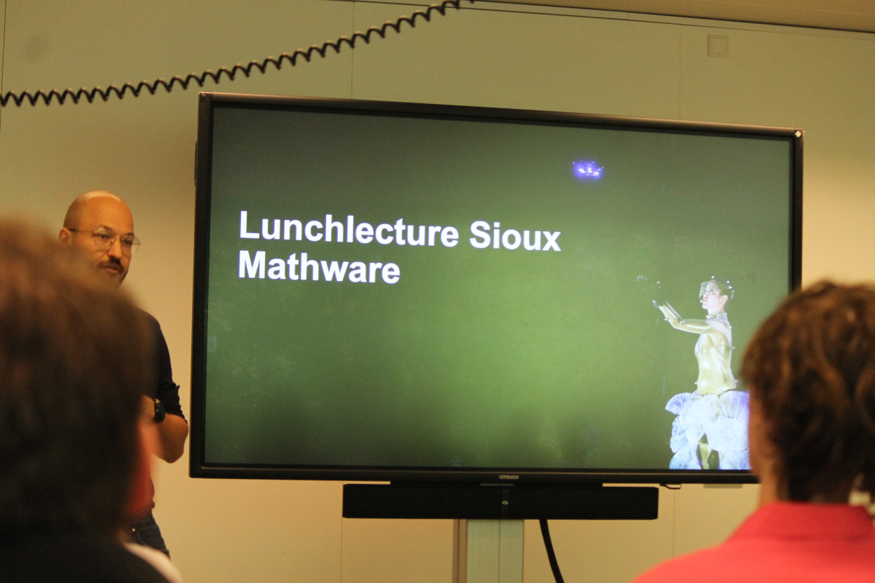 Lunch Lecture Sioux