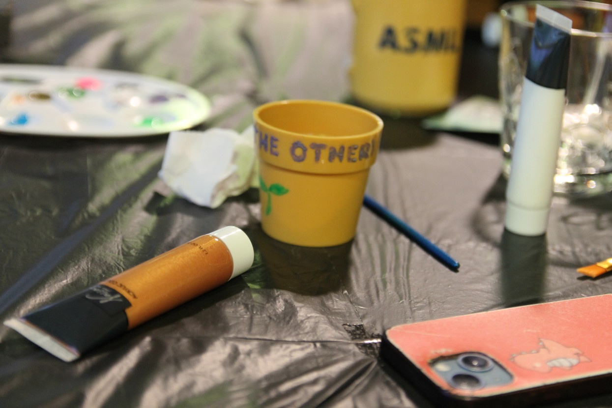 Plant pot painting