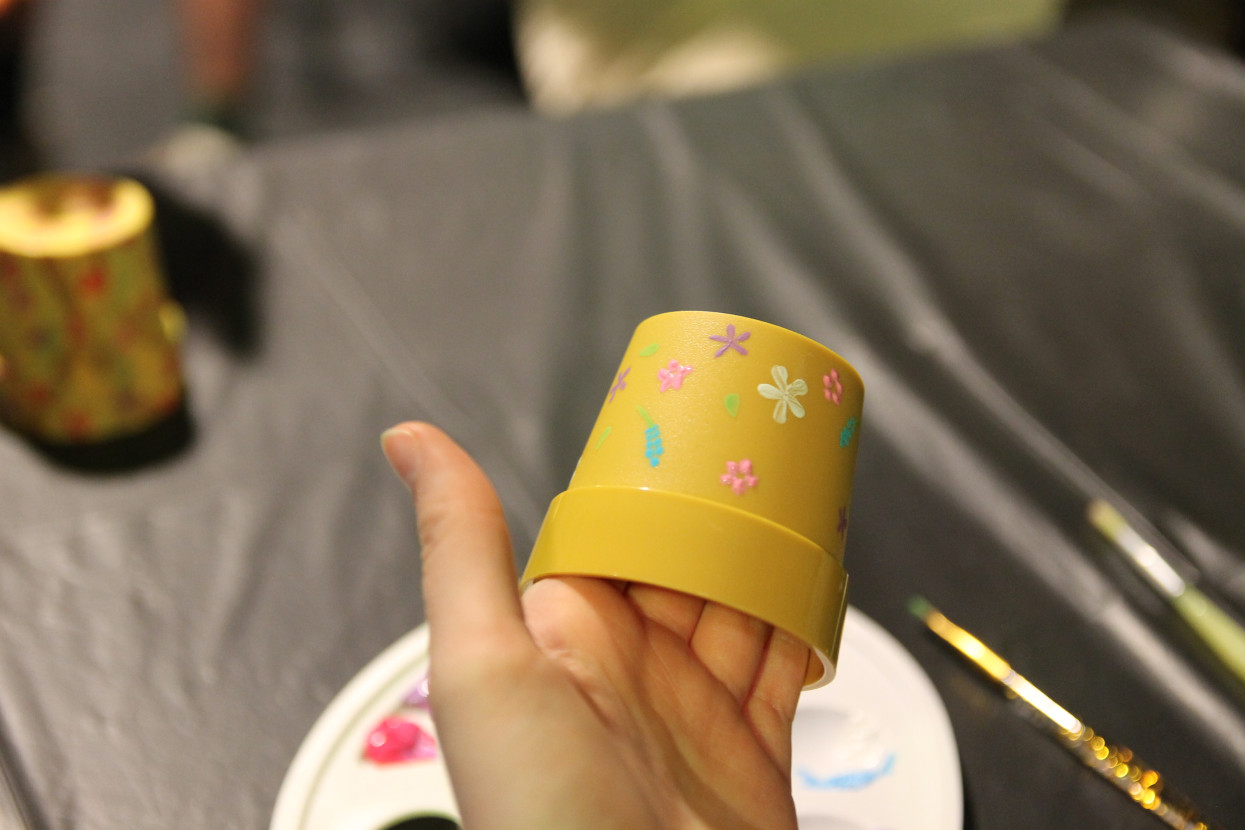 Plant pot painting