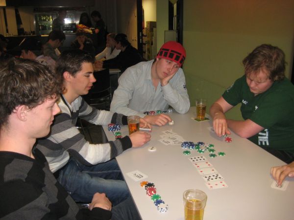 Pokeravond