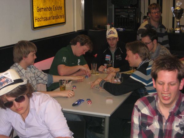 Pokeravond