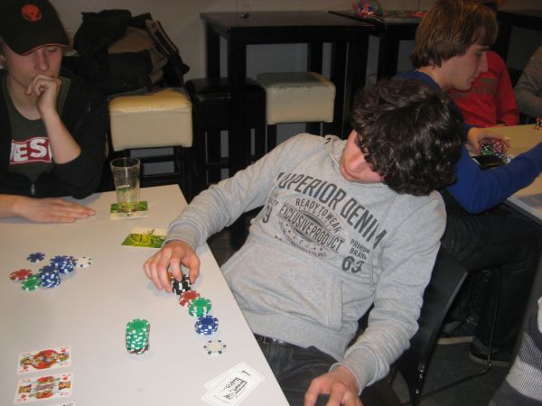 Pokeravond