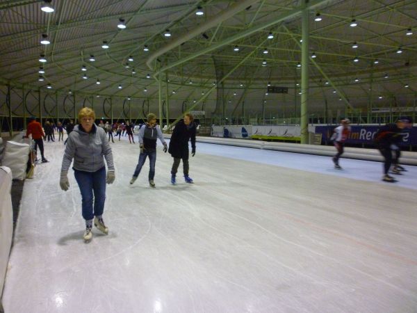 Schaatsen + afterborrel