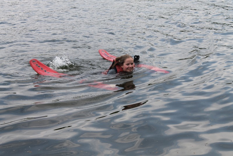 Waterskiing