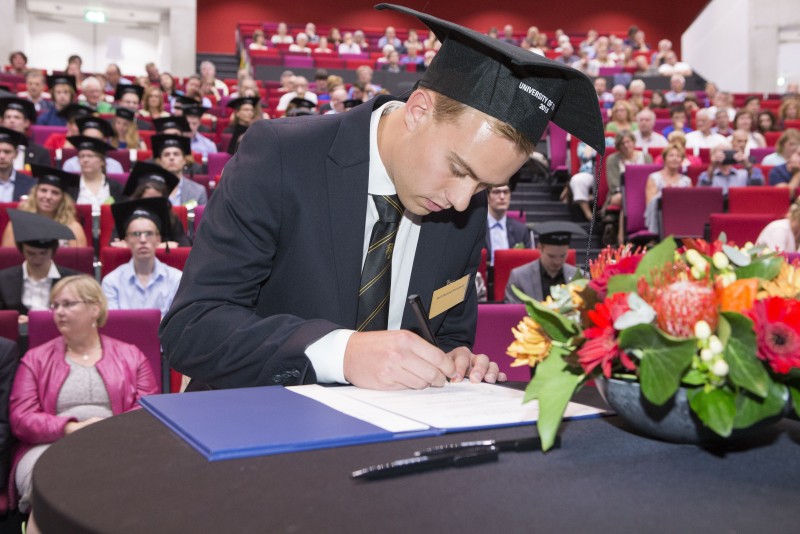 Bachelor graduation ceremony