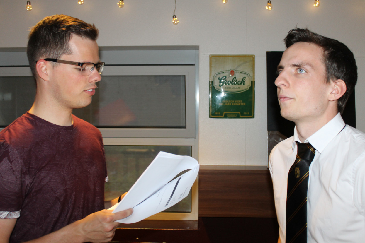 'Wat is het fijn om geen scholier meer te zijn' borrel