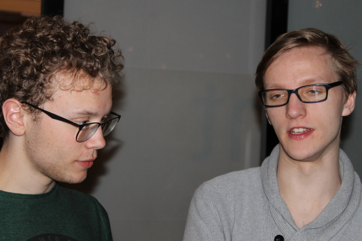 'Wat is het fijn om geen scholier meer te zijn' borrel