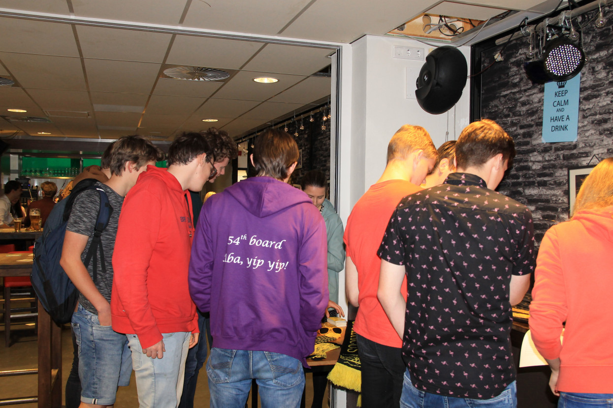 Huisstijl borrel