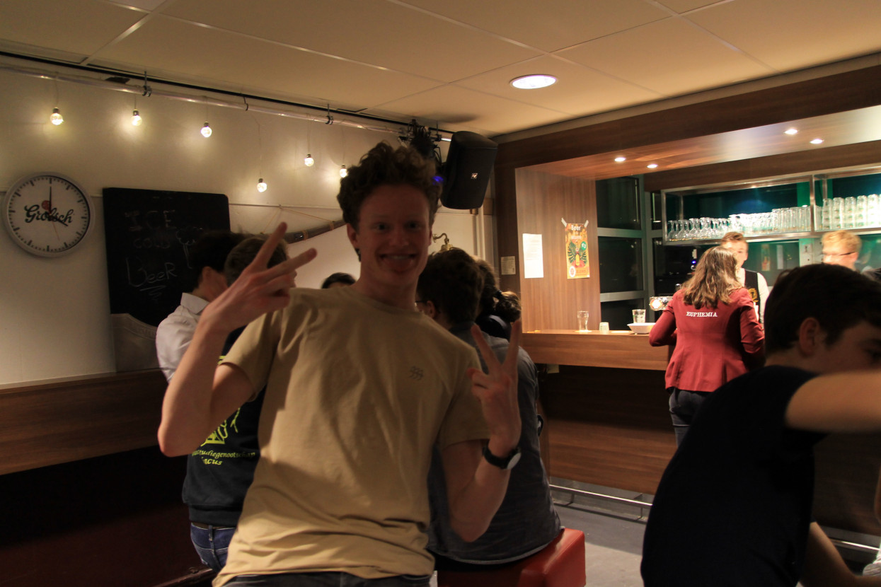 Avondborrel