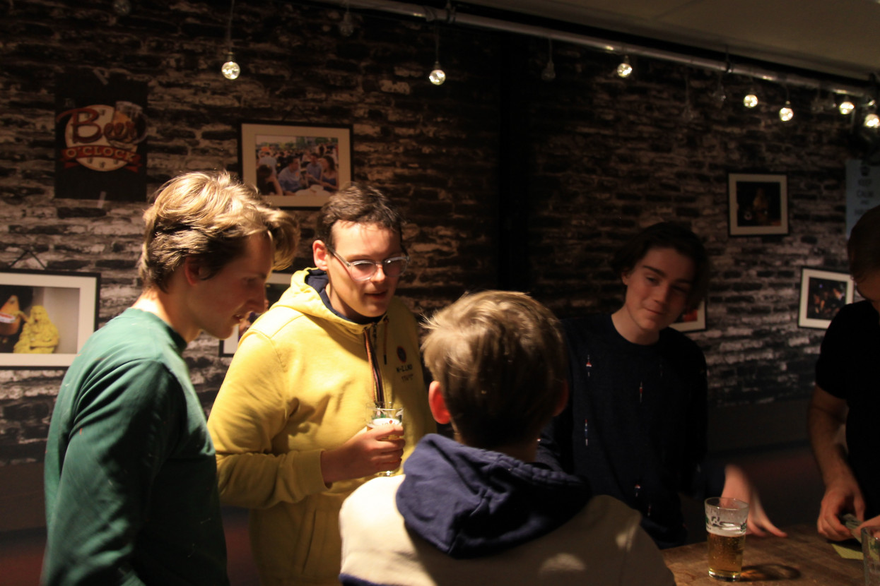 Avondborrel