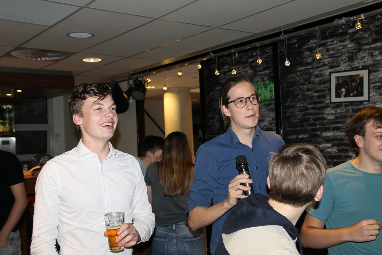 Avondborrel