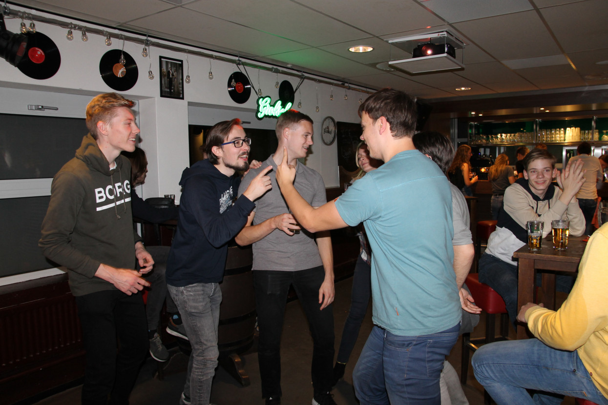 Avondborrel