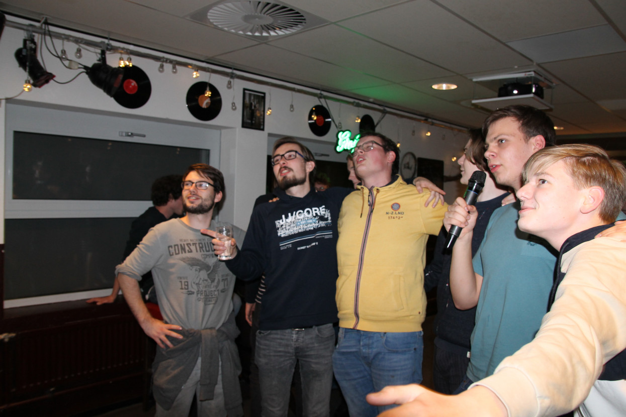 Avondborrel