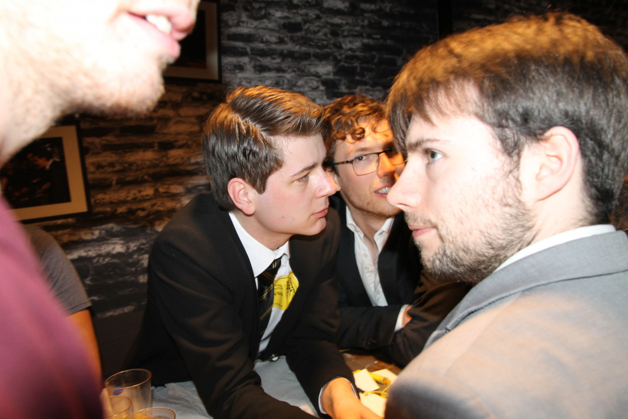 Constitutie borrel