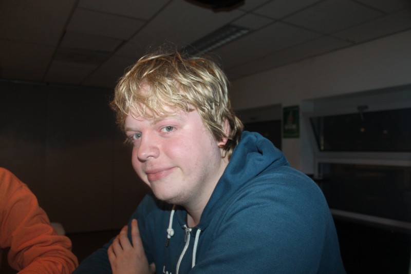 Ik-haal-liever-bier-dan-tentamens borrel