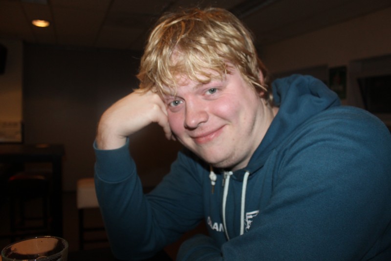 Ik-haal-liever-bier-dan-tentamens borrel