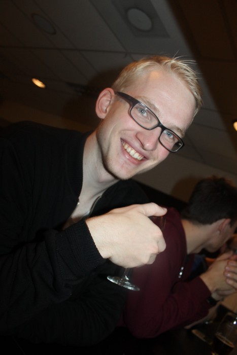Ik-haal-liever-bier-dan-tentamens borrel