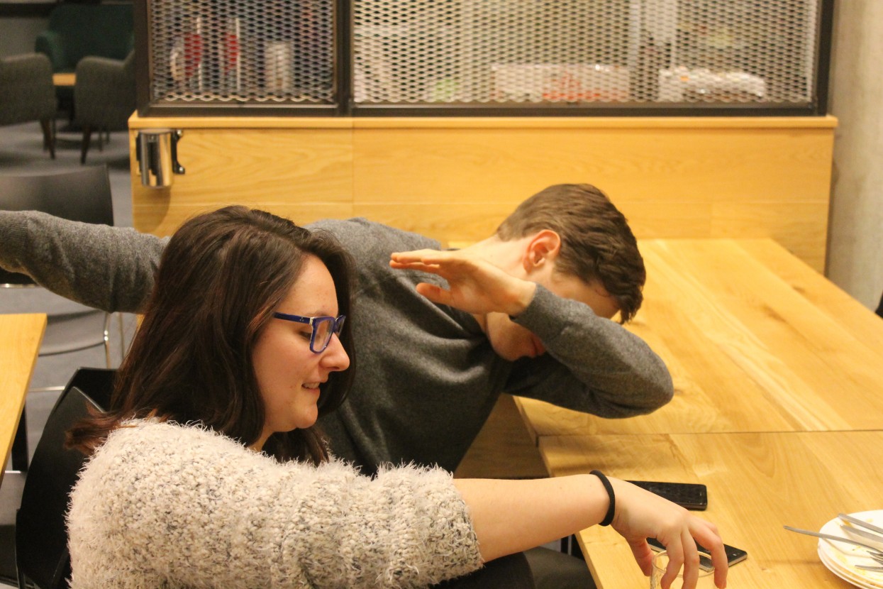 Dies avondeten en borrel