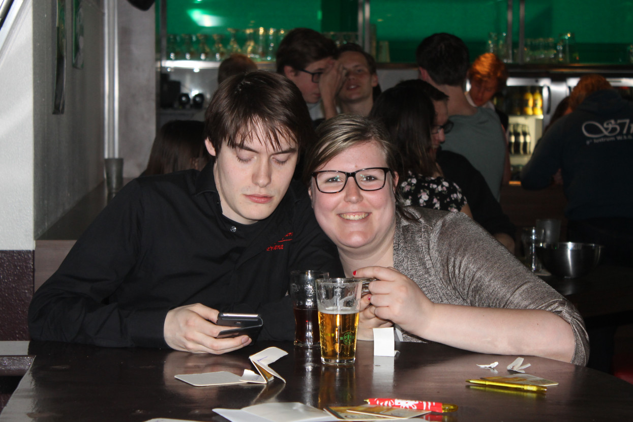Kandidaat-bestuur bekendmakingsborrel
