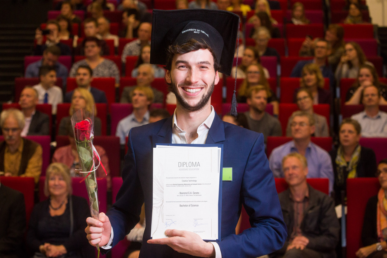 Bachelordiploma-uitreiking