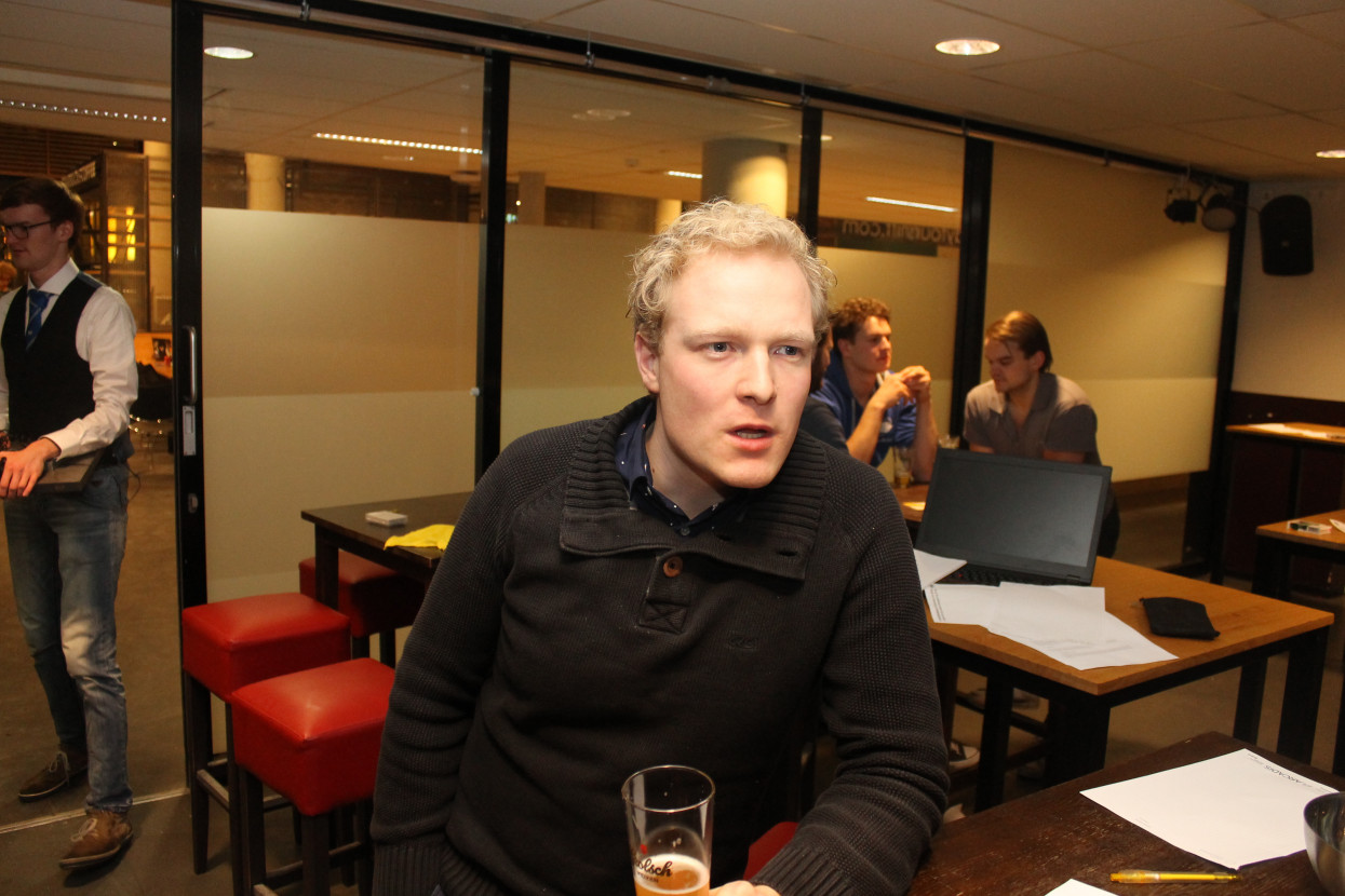 Hartenjagentoernooi met Astatine