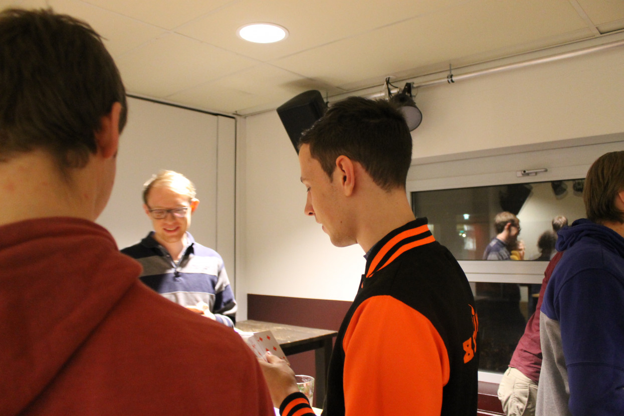 Hartenjagentoernooi met Astatine
