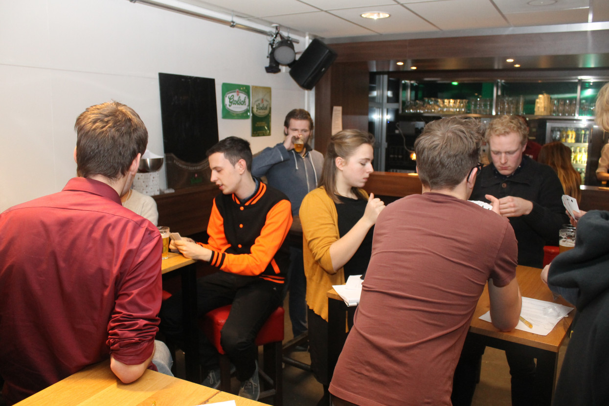 Hartenjagentoernooi met Astatine