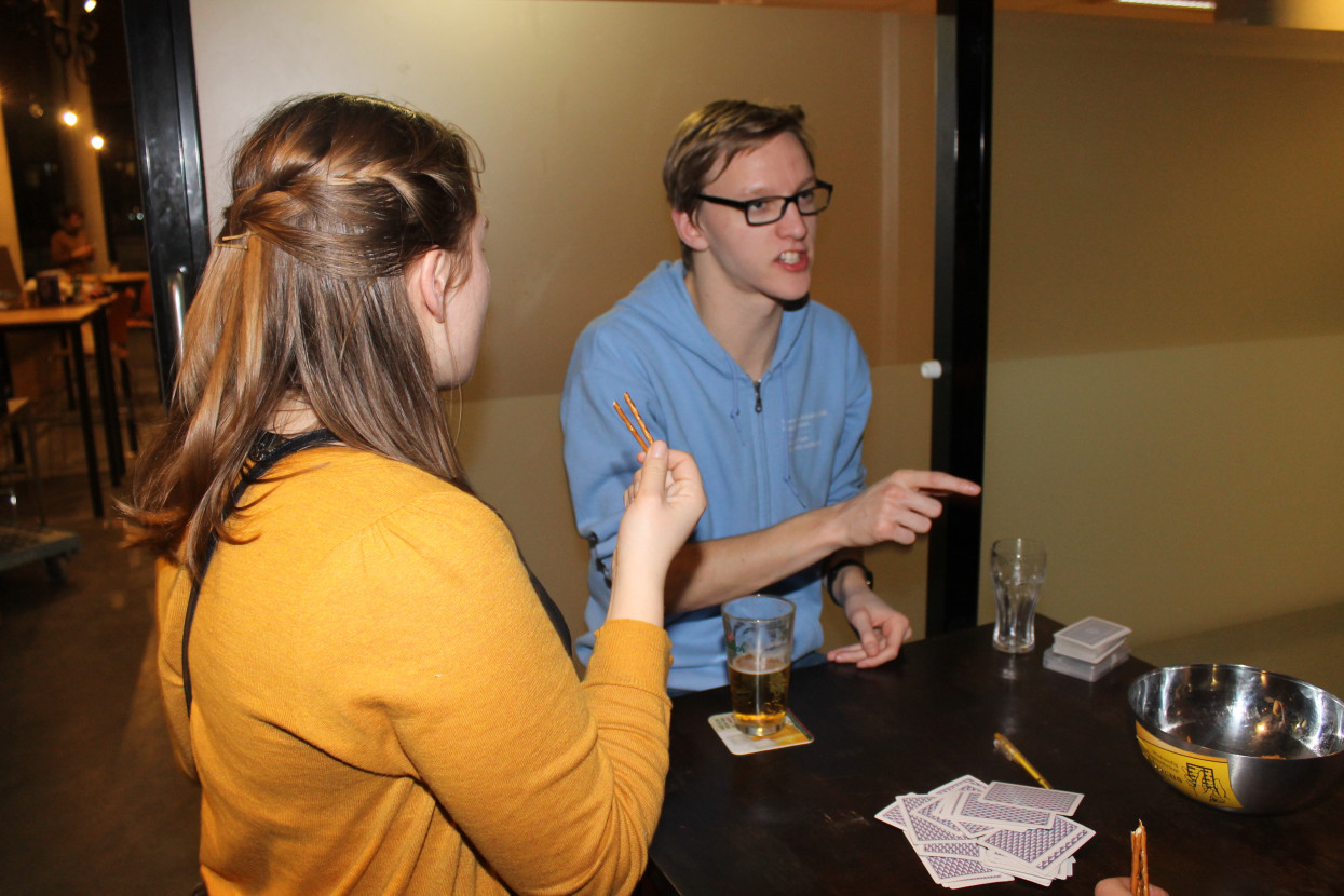 Hartenjagentoernooi met Astatine