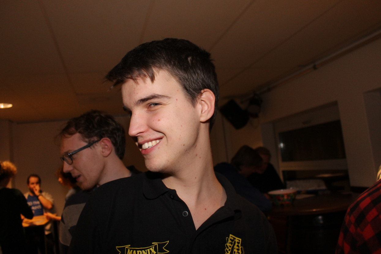 Hartenjagentoernooi met Astatine