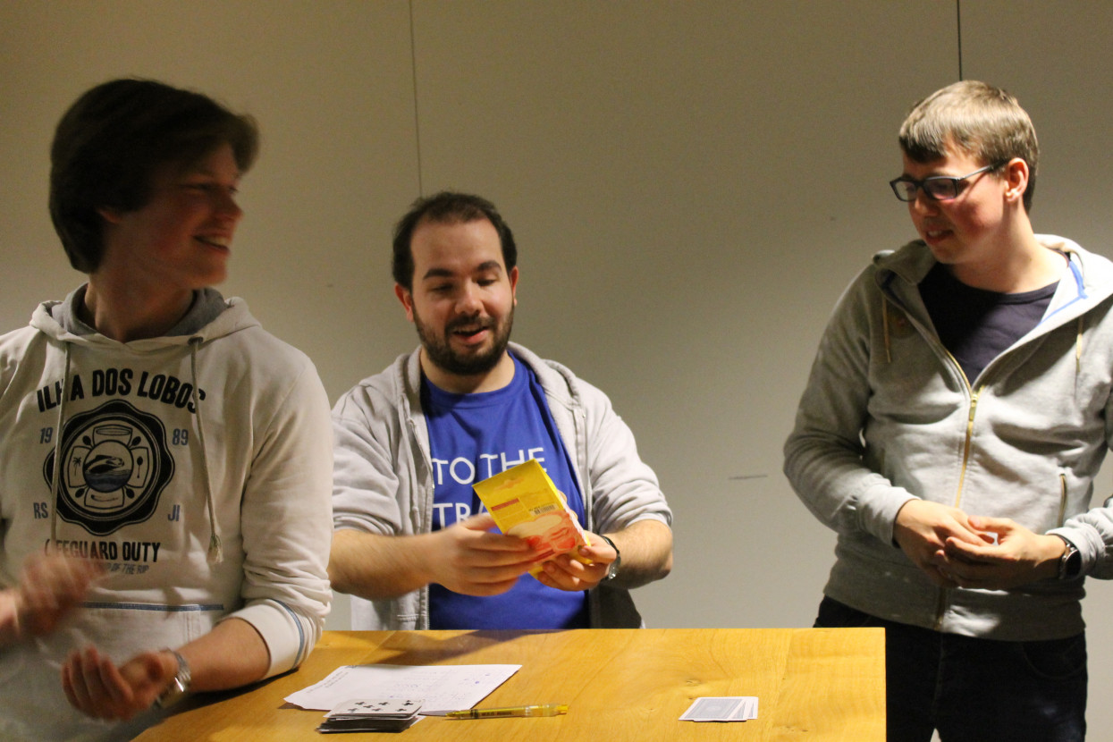 Hartenjagentoernooi met Astatine