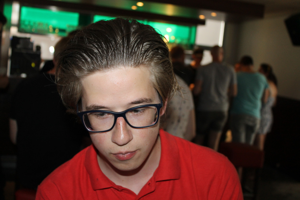 Studiereis uitzwaai borrel