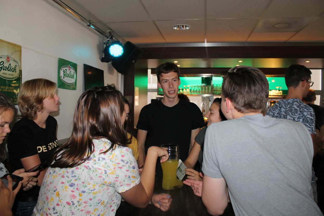 Huisstijlborrel